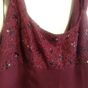 Adrianna Papell Full lenghth gown in wine size 14